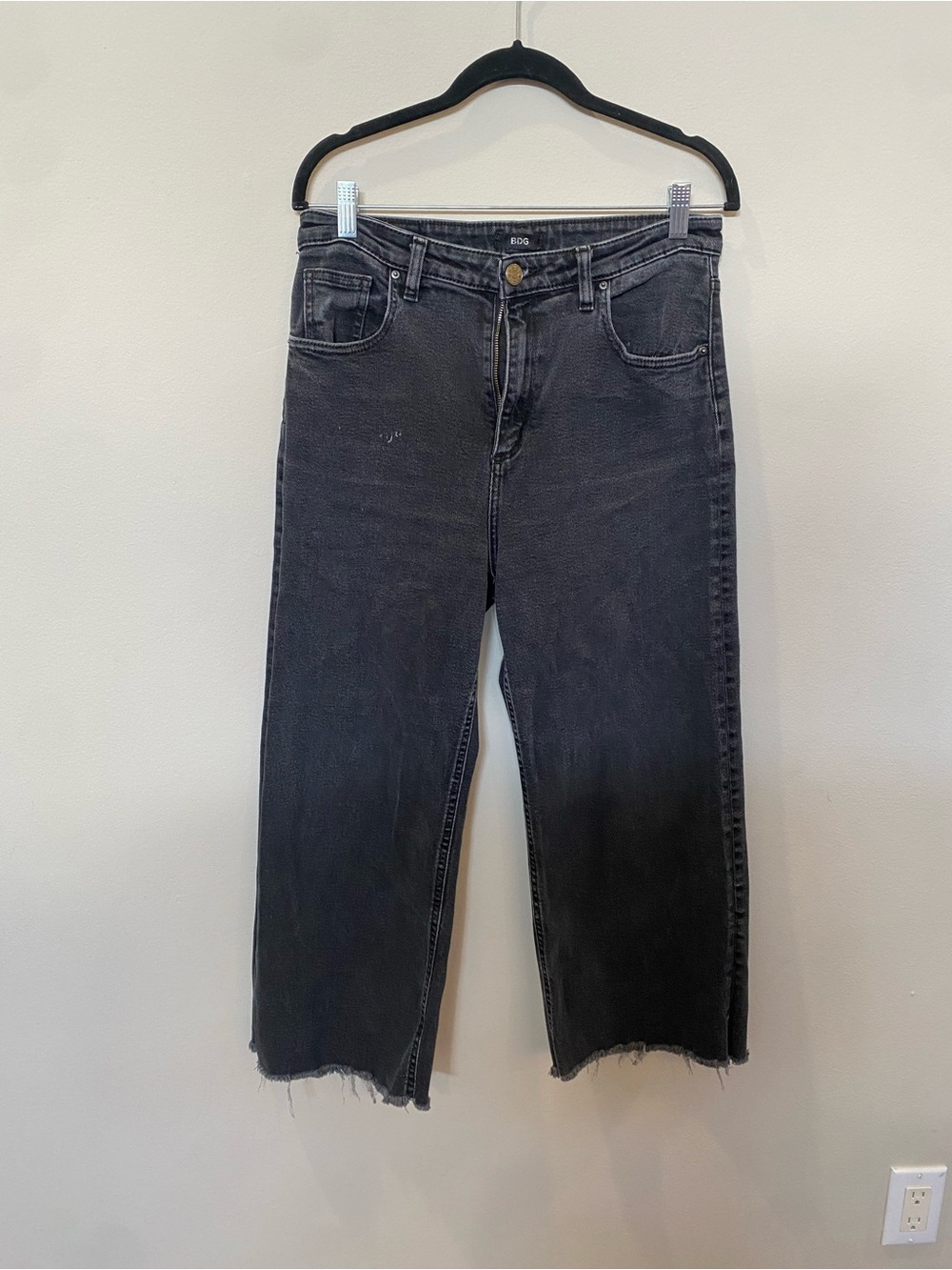 BDG Black High-Rise Wide Leg Cropped Jeans